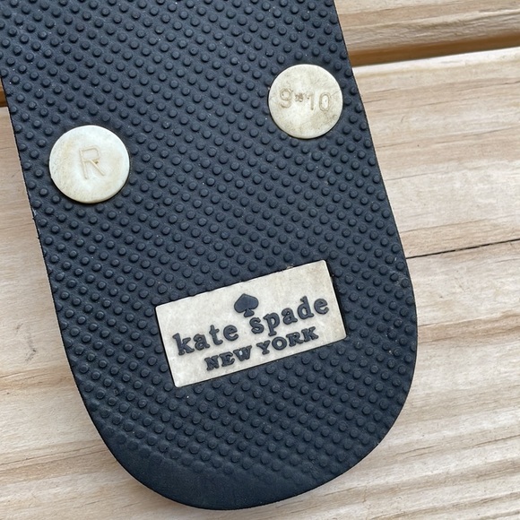 Kate Spade flip flops Size 10 - Picture 5 of 9
